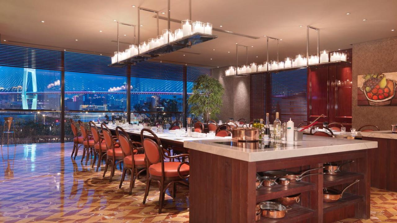 Intercontinental Shanghai Expo By Ihg Exteriör bild