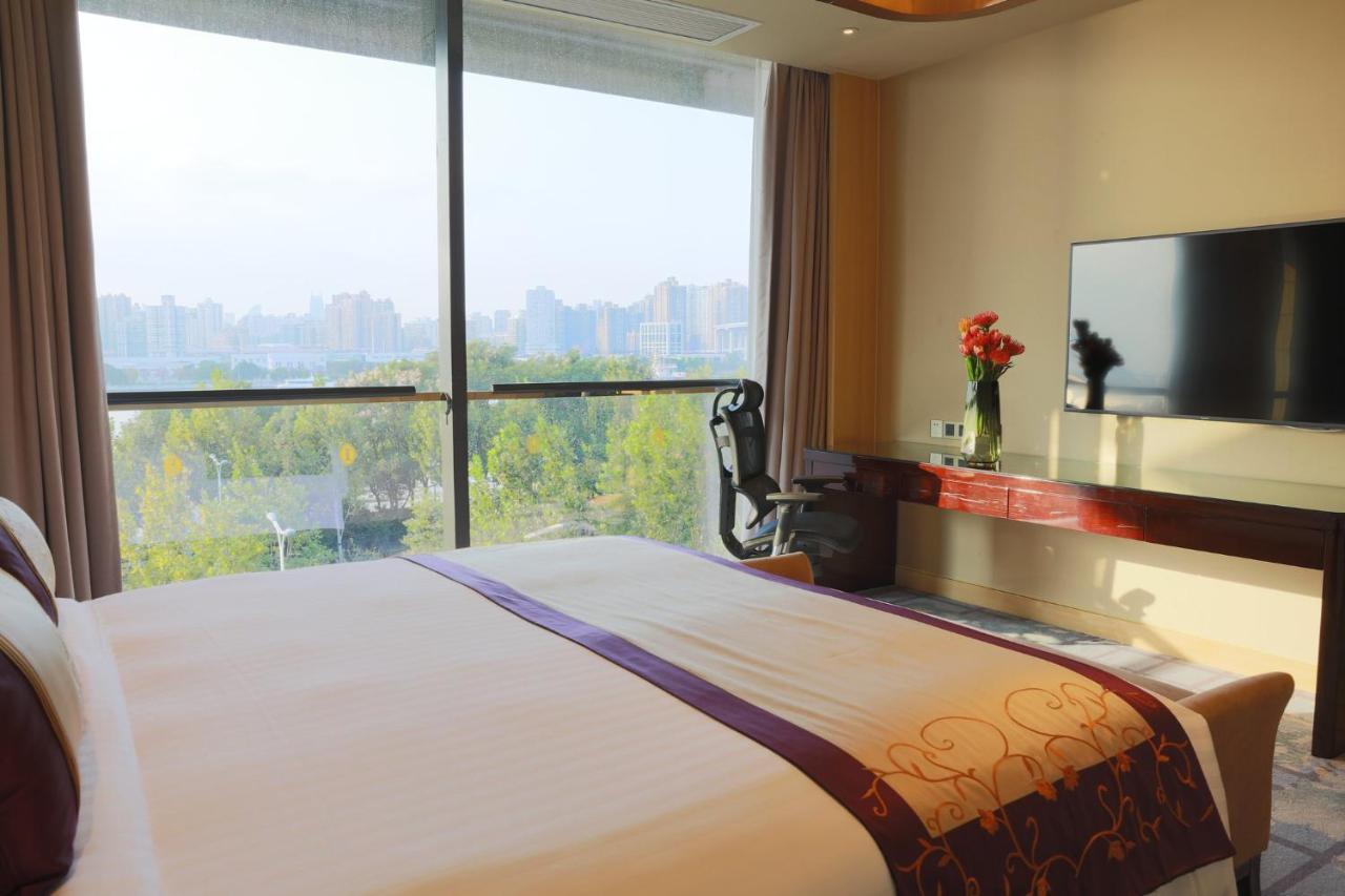 Intercontinental Shanghai Expo By Ihg Exteriör bild
